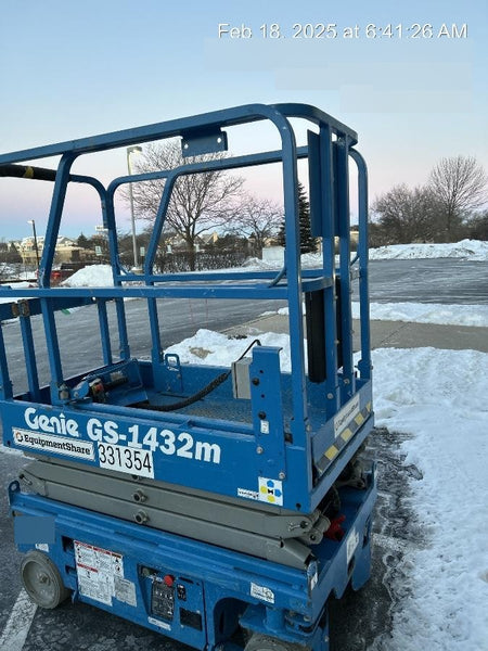 2023 GENIE GS-1432