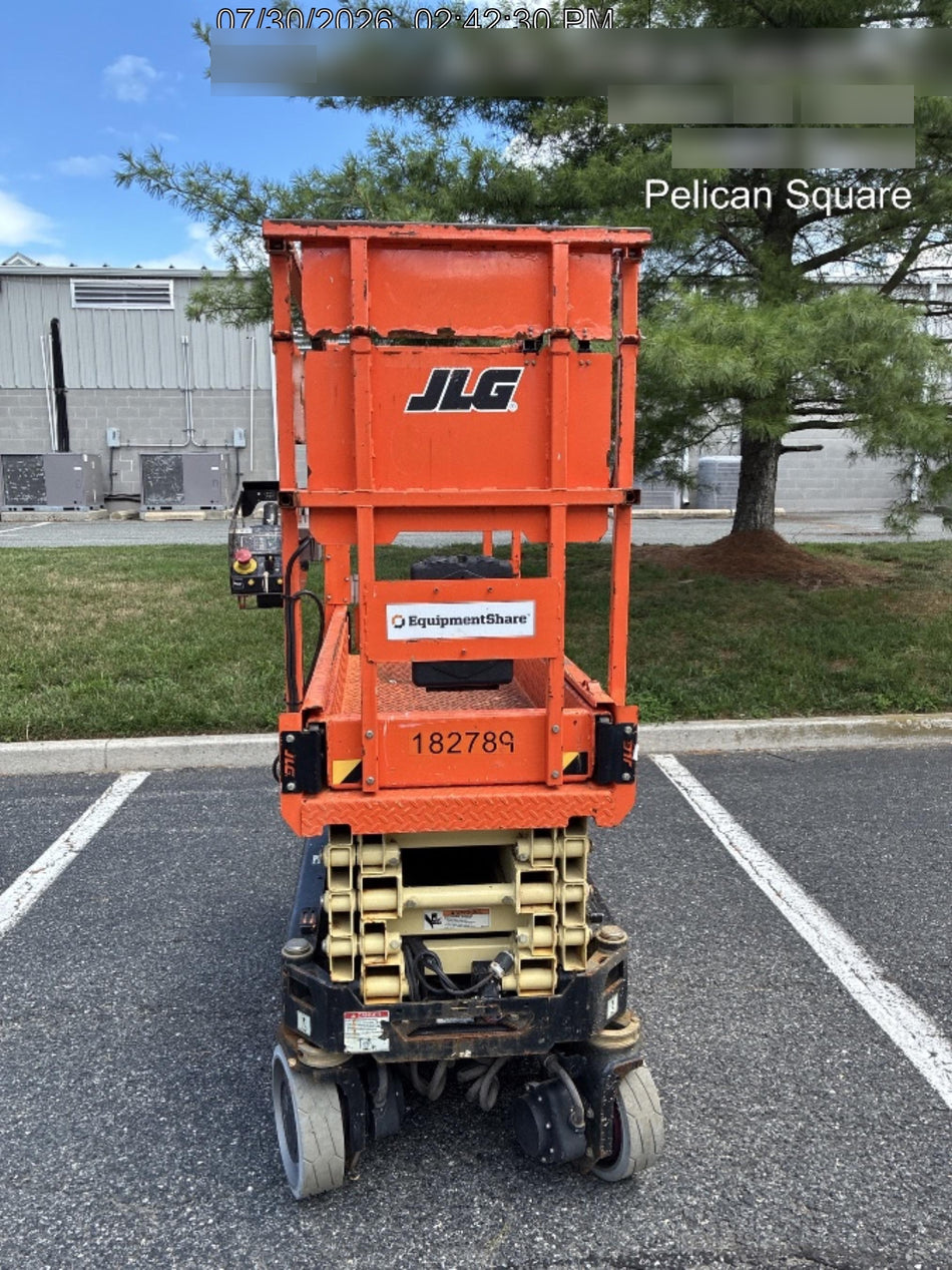 2021 JLG ES1932
