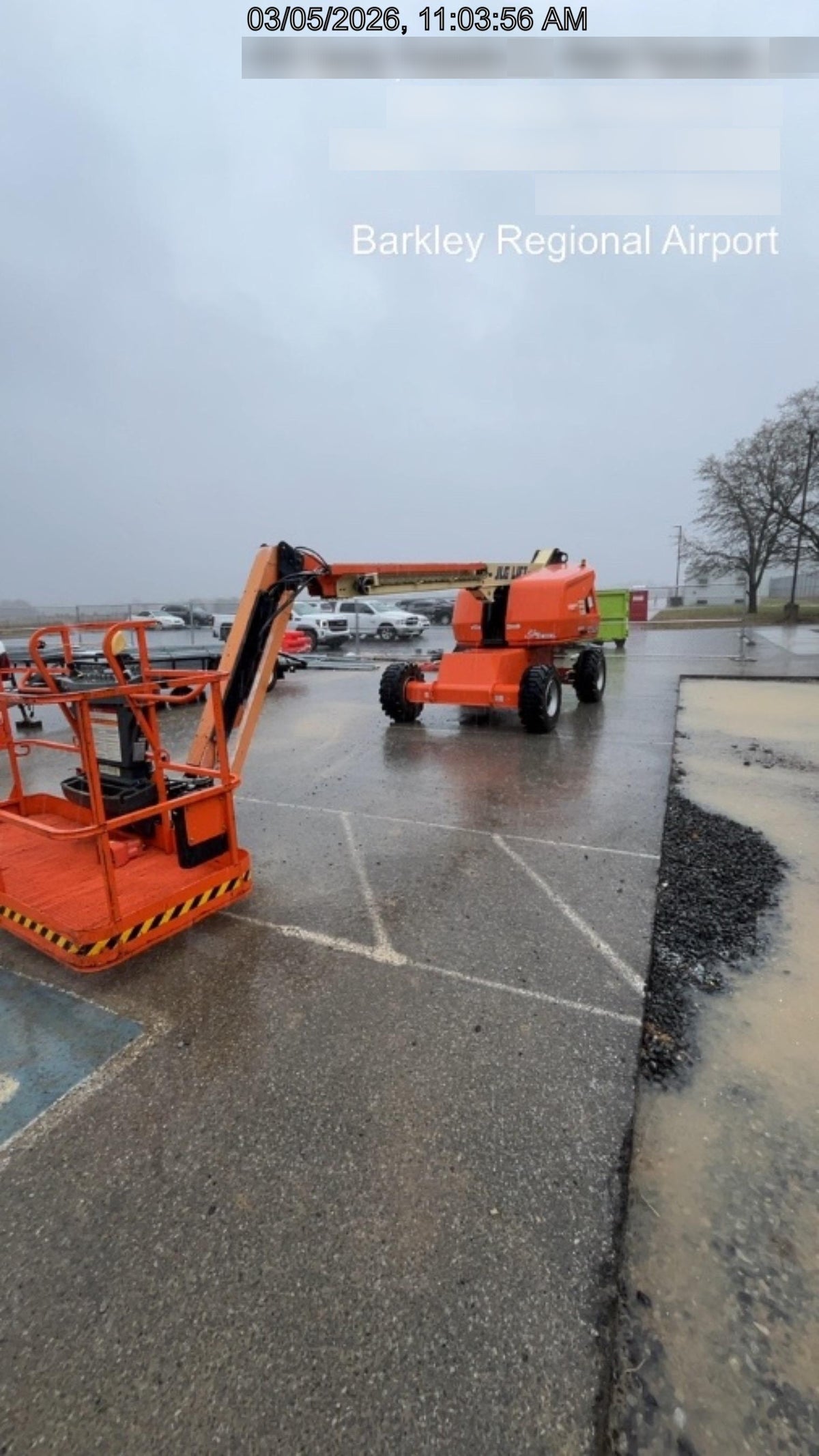 2023 JLG 460SJ