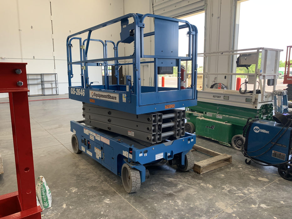 2019 Genie GS-2646 folding rails with full height swing gate