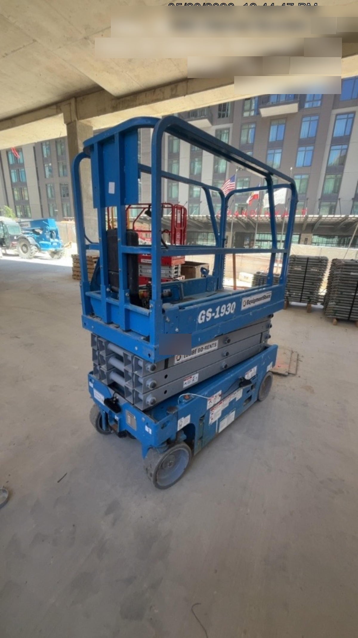2019 Genie GS-1930 Fixed rails with chain Entry