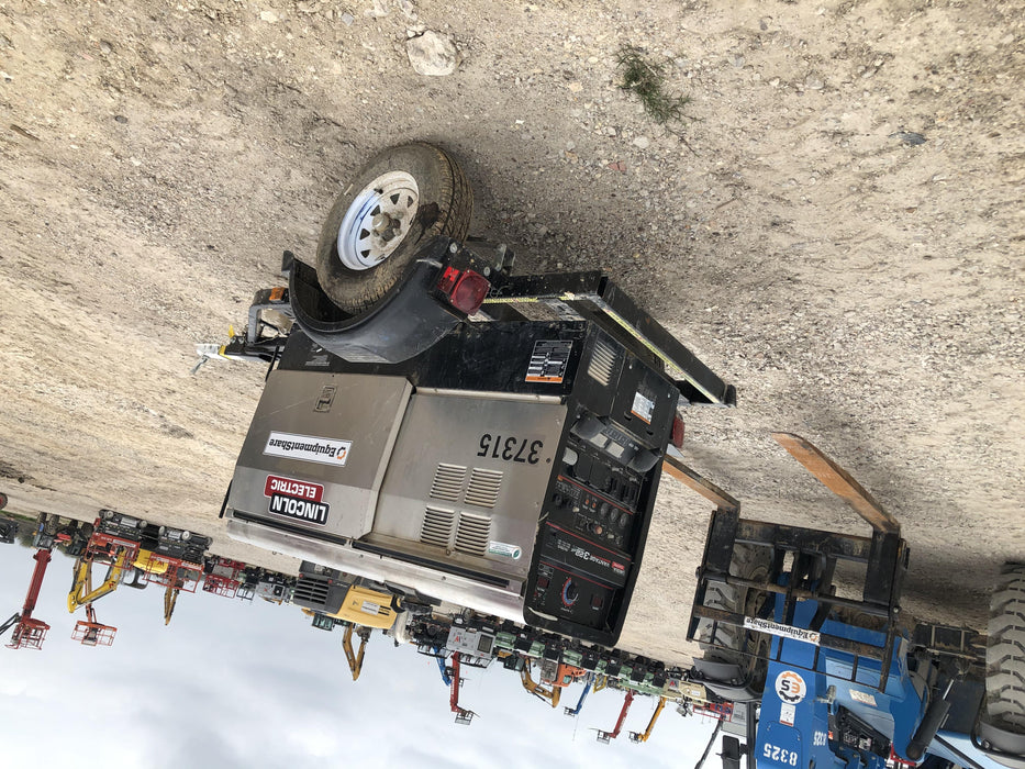 2019 Lincoln Electric Vantage 322 Ready-Pak 3, Two Wheel Trailer, Fender and Light Kit, Cable Rack