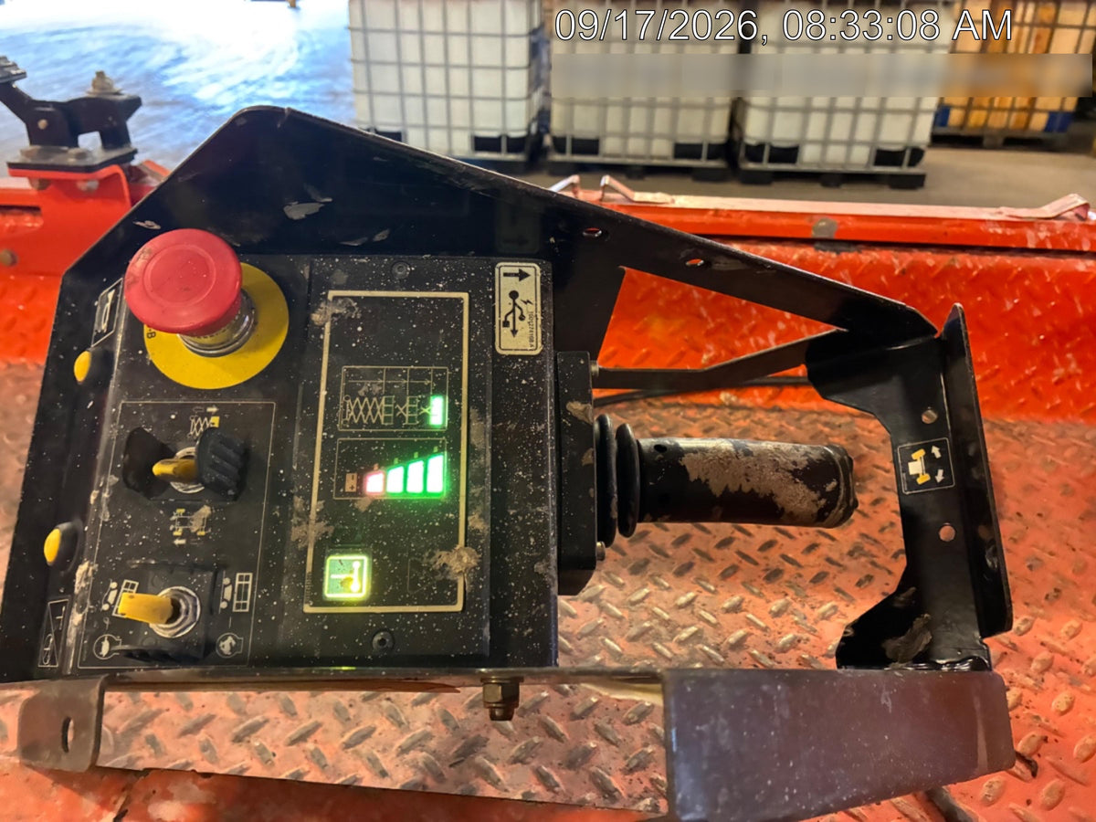 2023 JLG ES2632