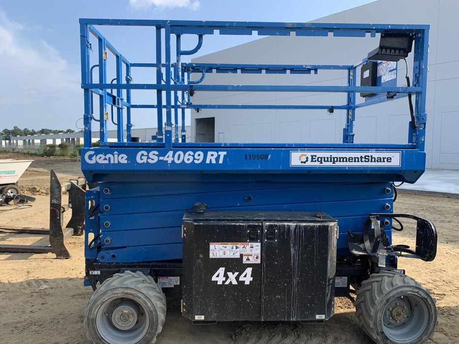2020 GENIE GS-4069 RT