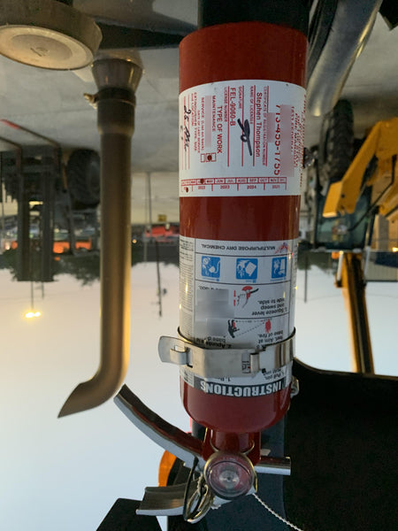 2019 CASE 588H