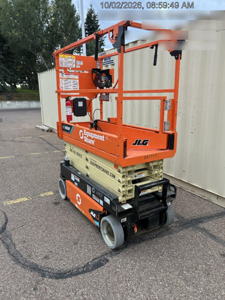 2025 JLG ES1932