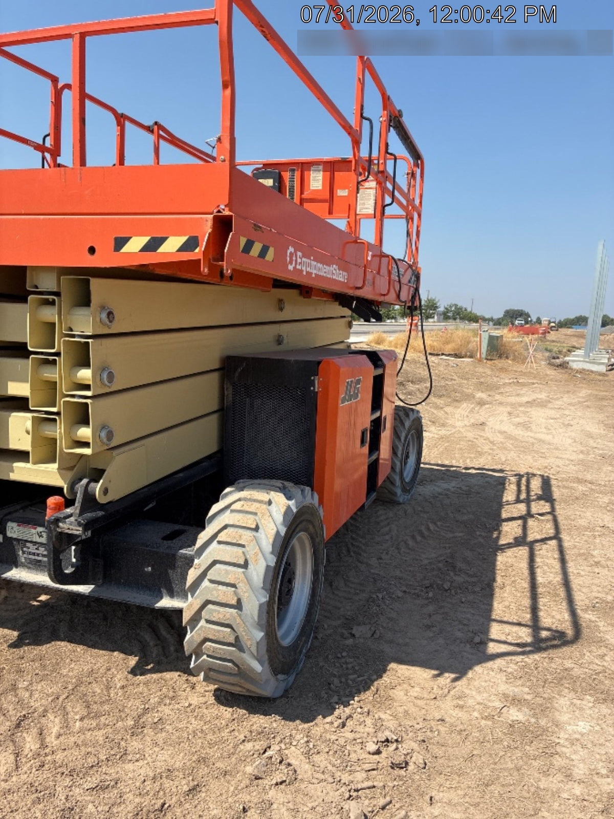 2023 JLG RT4394