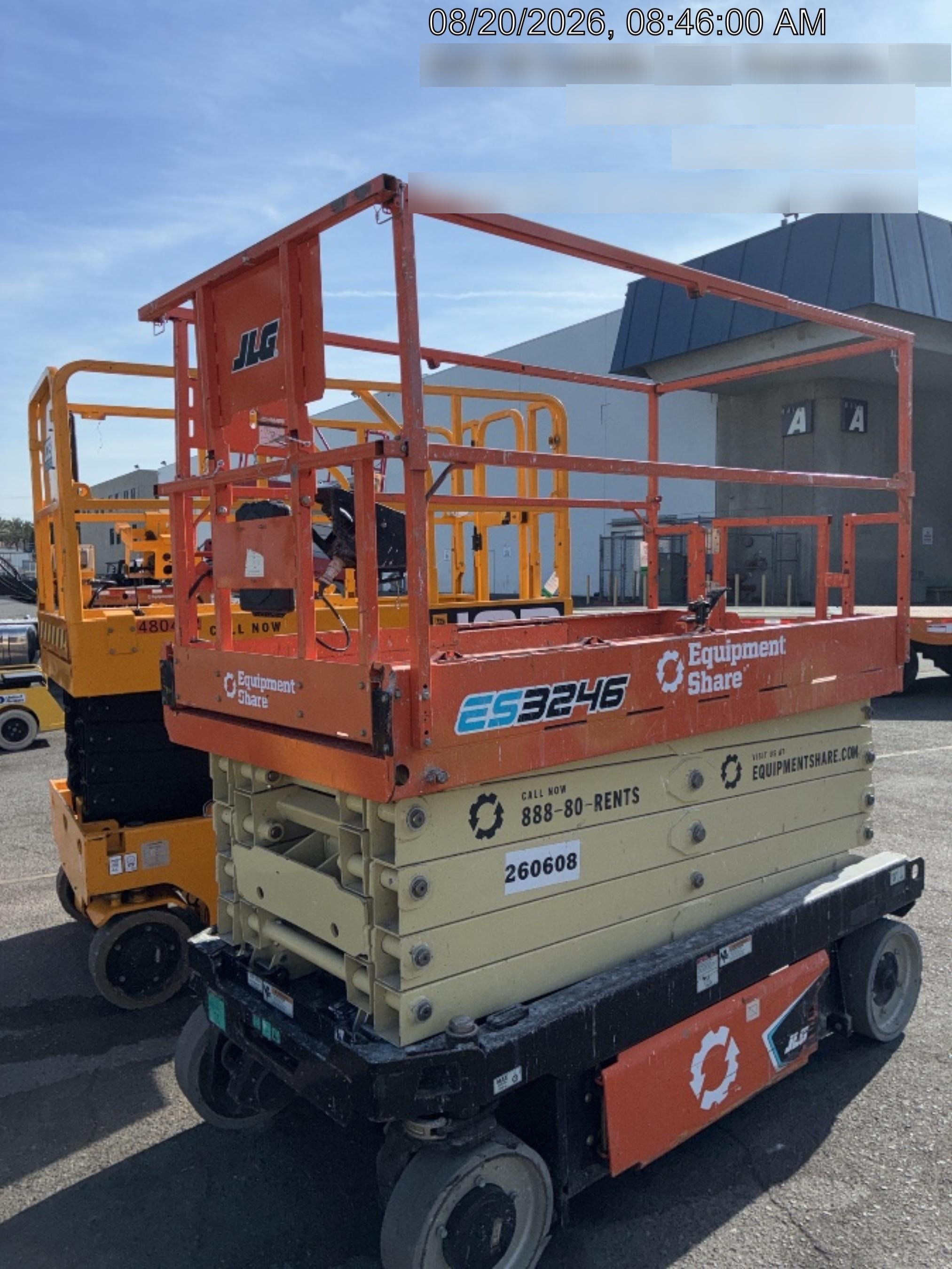 2022 JLG ES3246