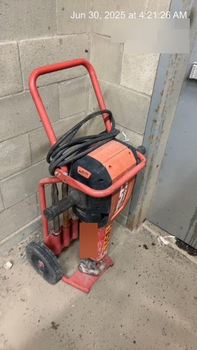 2020 HILTI TE 3000-AVR