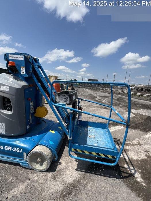 2020 GENIE GR-26J