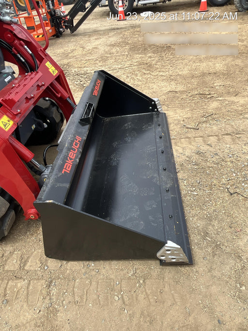 2025 TAKEUCHI 76" Smooth Bucket - Takeuchi