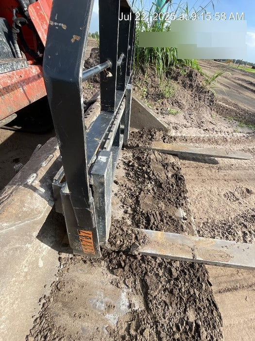 2024 ARROW MATERIAL HANDLING 24" Pallet Fork Frame