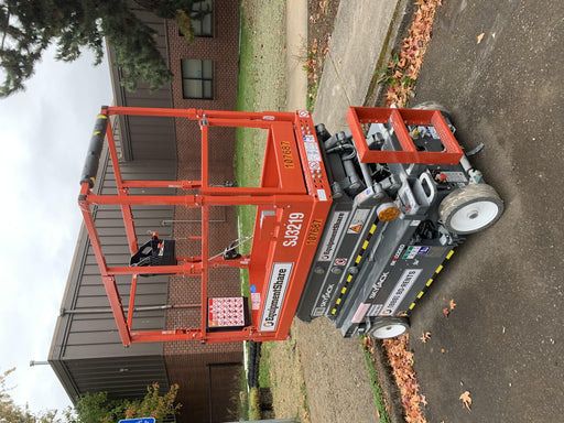 2020 Skyjack SJIII-3219 Solid NM Tires, Half height spring hinged entry gate, Dual Beacons, 800W Inverter