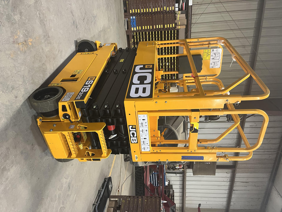 2023 JCB S1930E