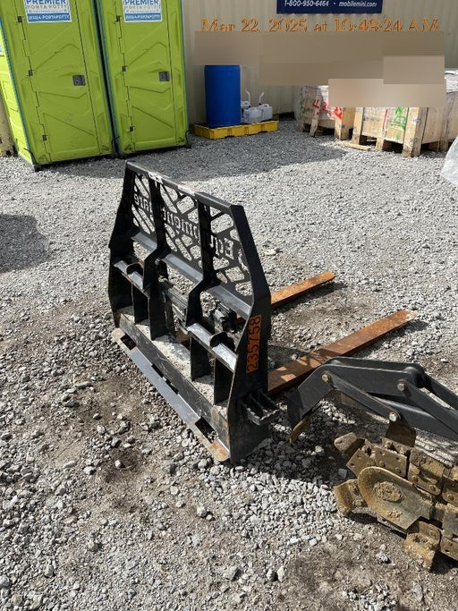 2022 PALADIN 48" Pallet Forks - Paladin