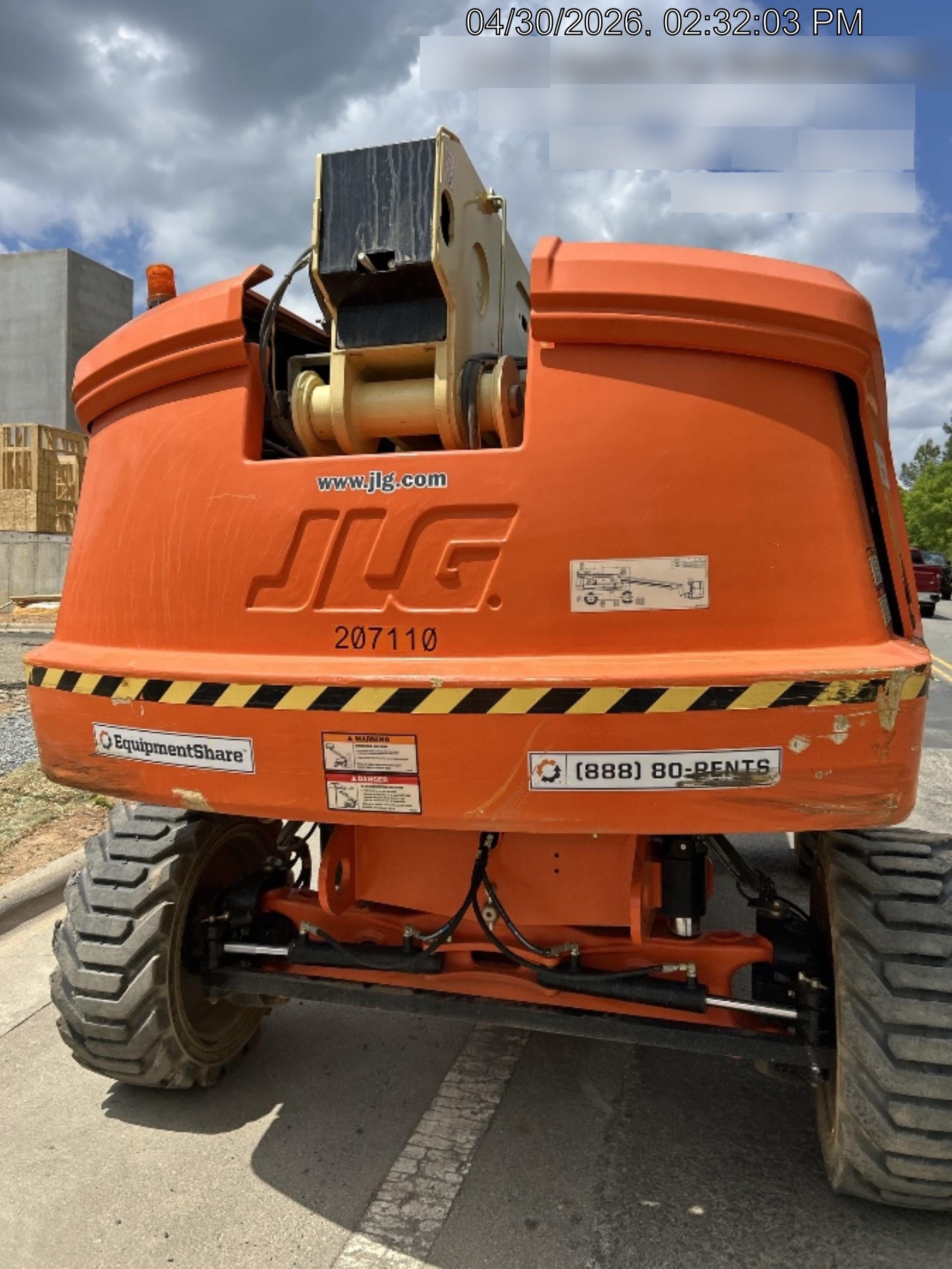 2022 JLG 660SJ