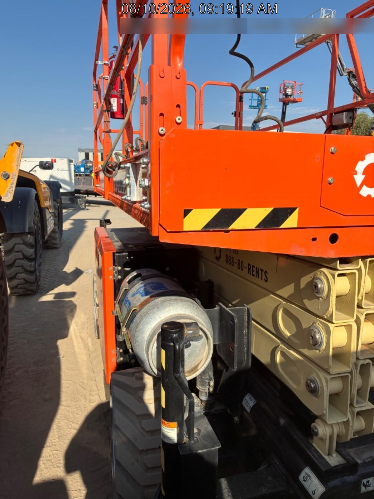 2023 JLG RT4069