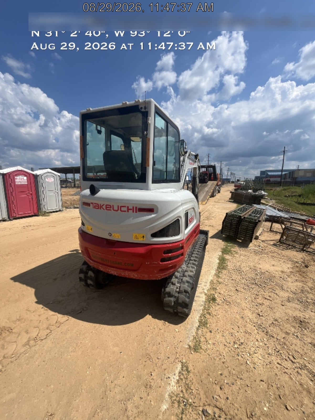 2025 TAKEUCHI TB235-2CR