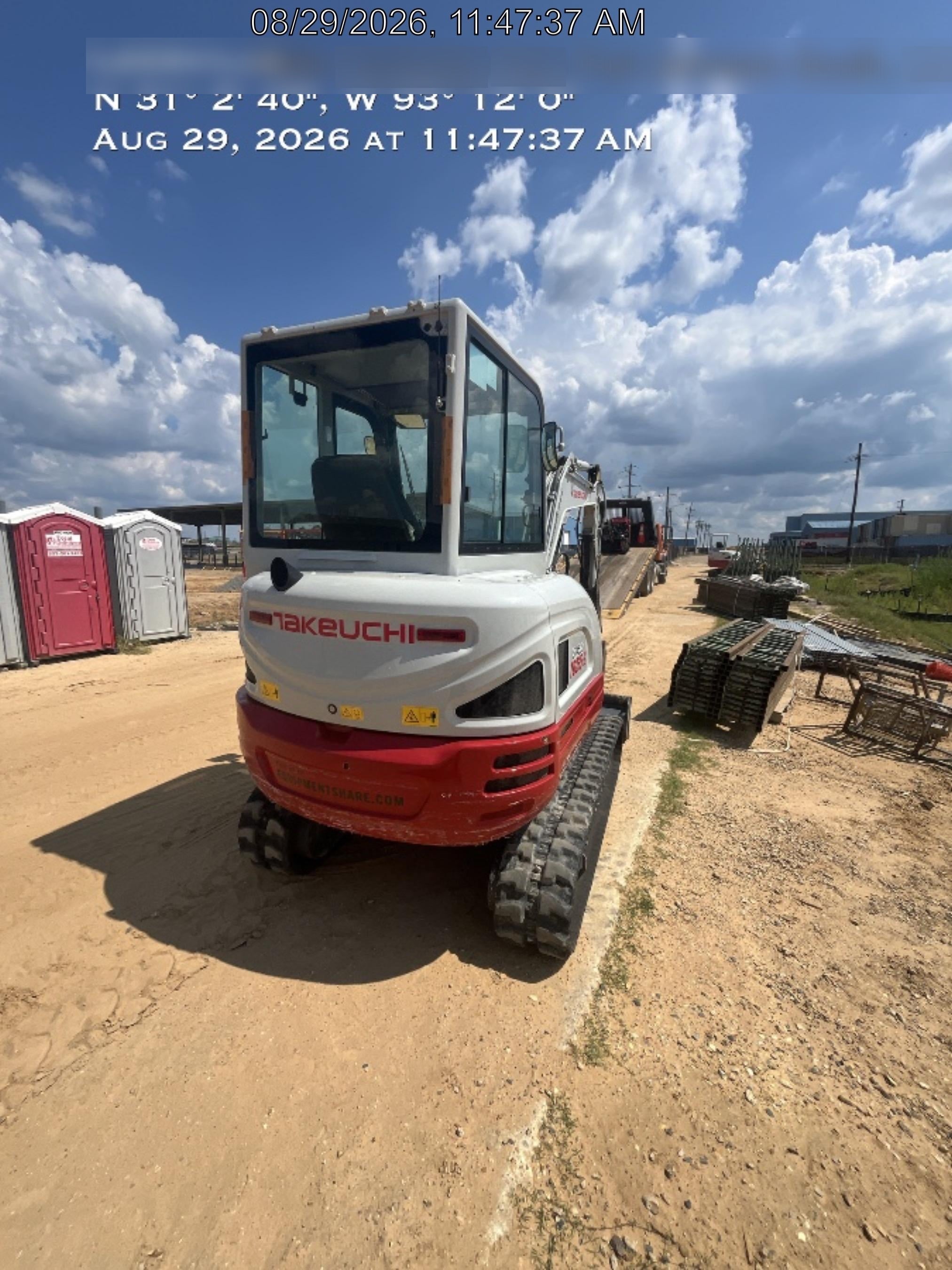 2025 TAKEUCHI TB235-2CR
