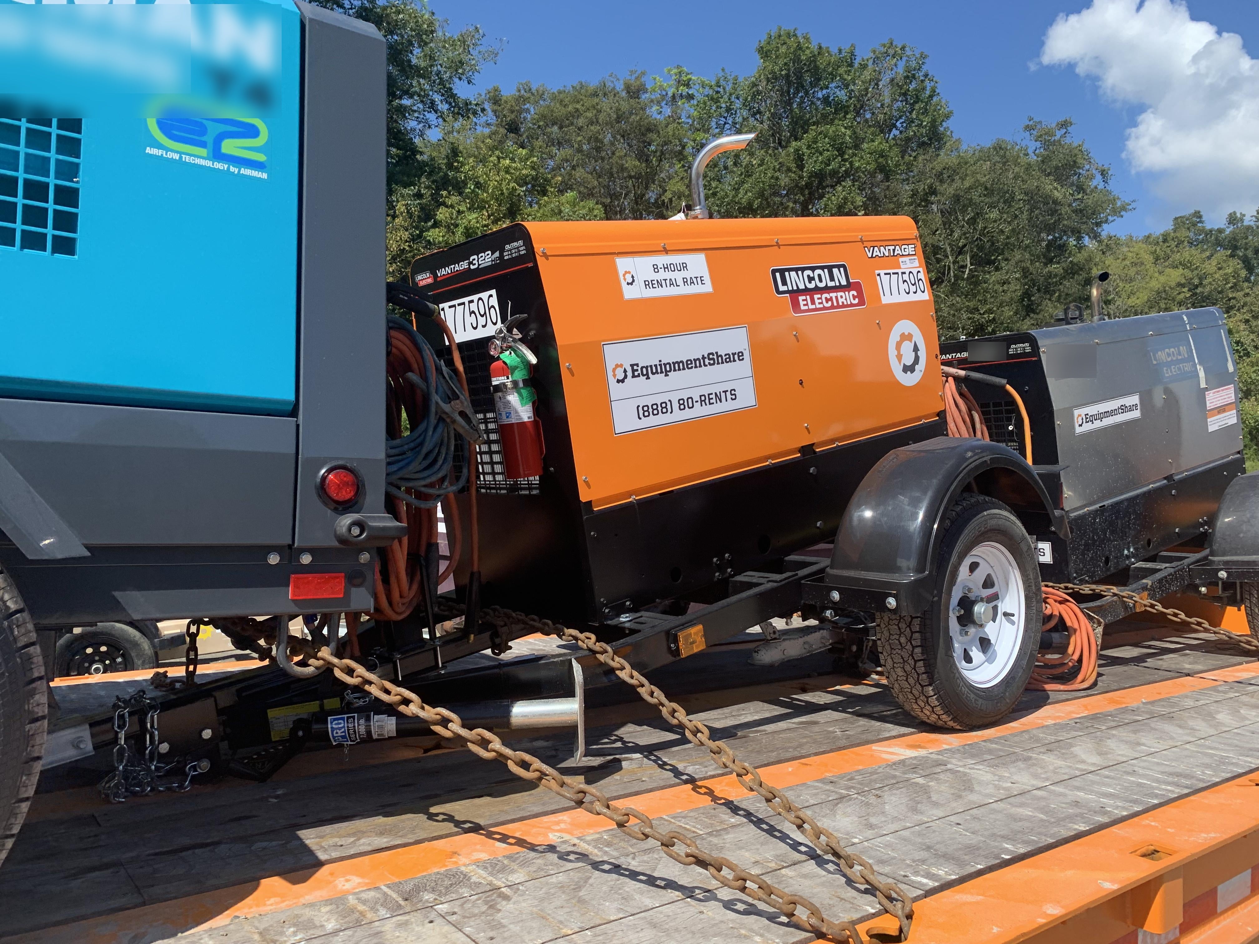 2021 Lincoln Electric Vantage 322 Vantage 322 Ready Pak 3 w/ Decals, ORANGE (includes trailer, cable rack, fender light kit) NO Telematics