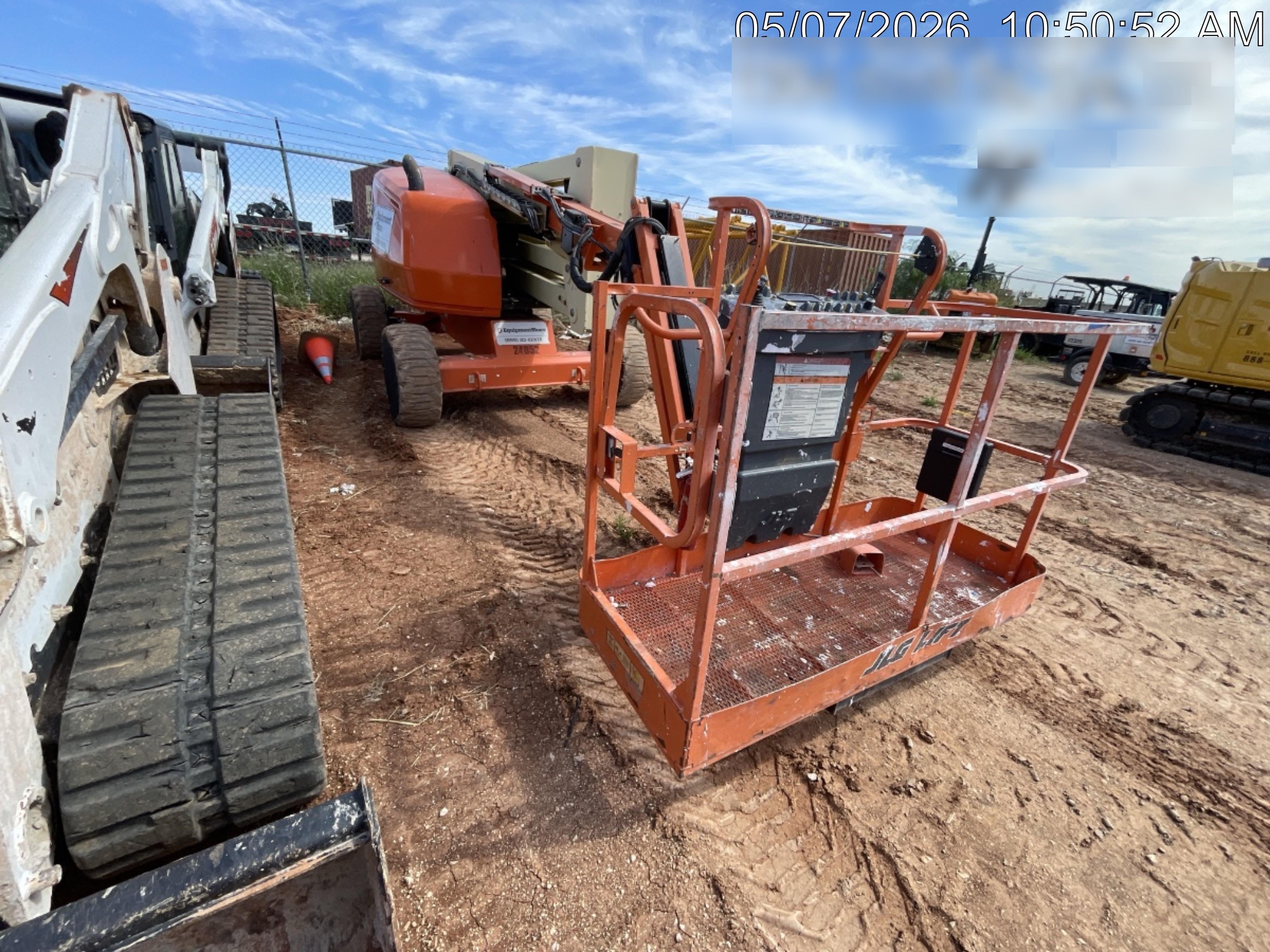 2019 JLG 450AJ