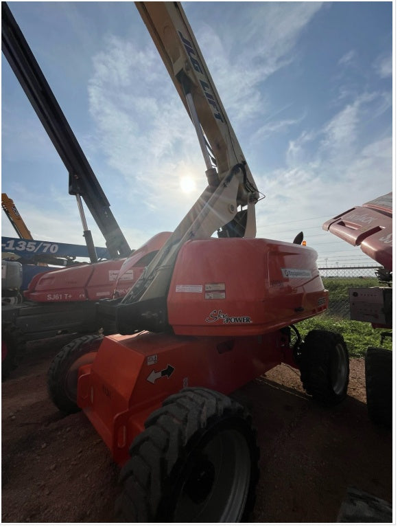 2021 JLG 660SJ
