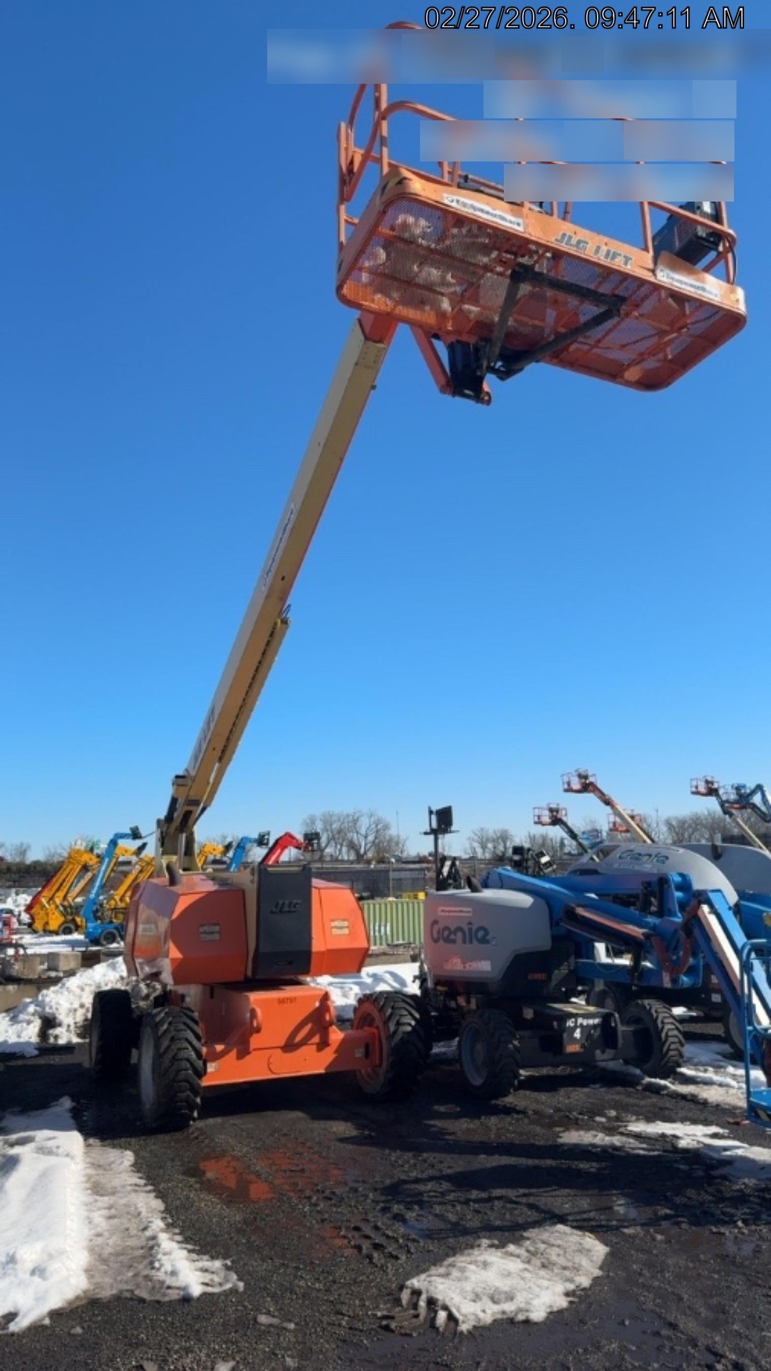 2020 JLG 800AJ
