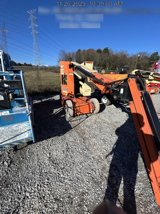 2019 JLG E300AJP