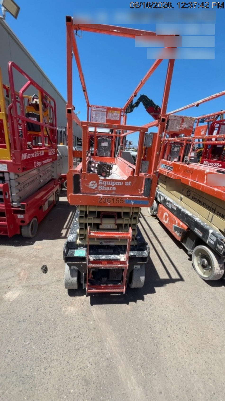 2022 JLG ES2632