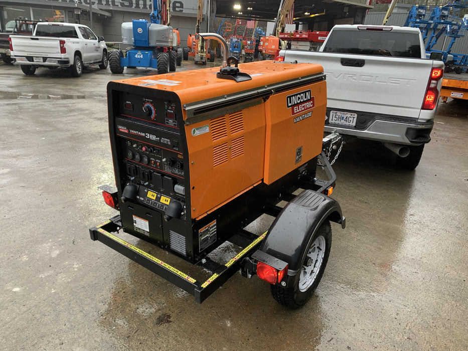 2021 Lincoln Electric Vantage 322 Vantage 322 Ready Pak 3 w/ Decals, ORANGE (includes trailer, cable rack, fender light kit) NO Telematics