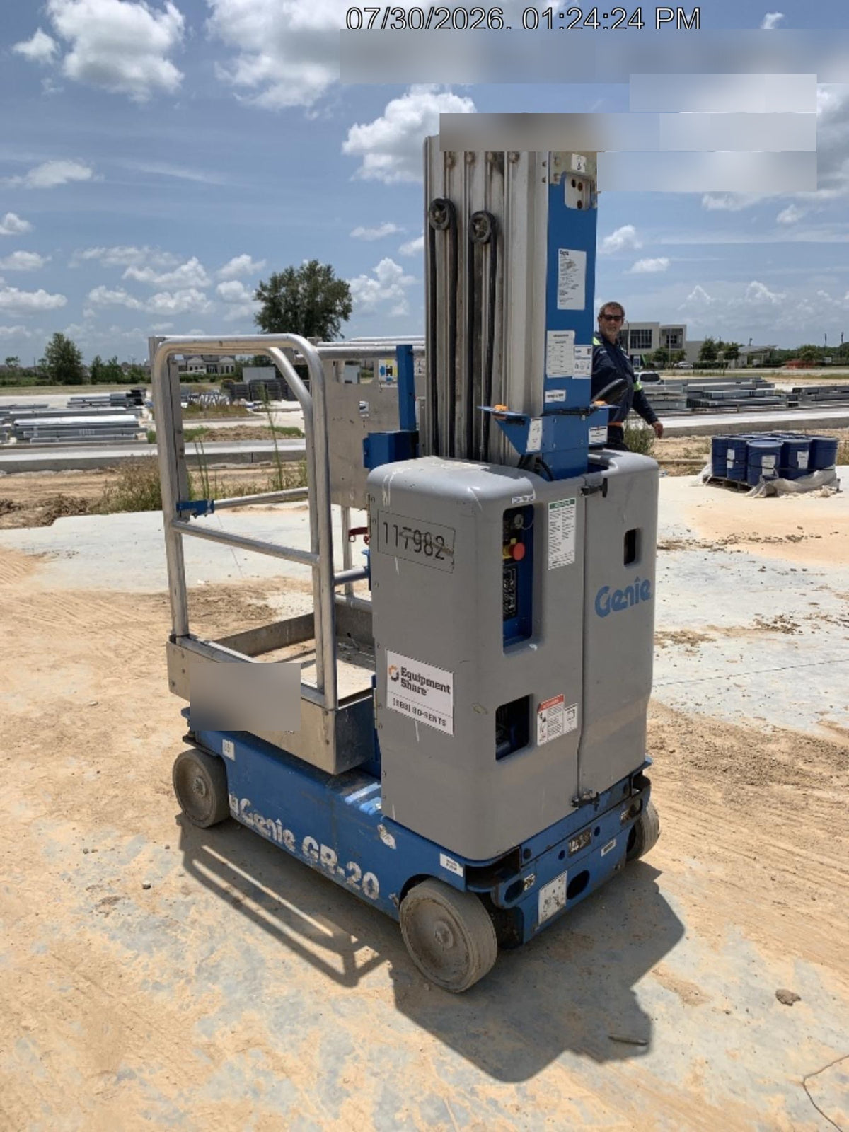 2020 GENIE GR-20