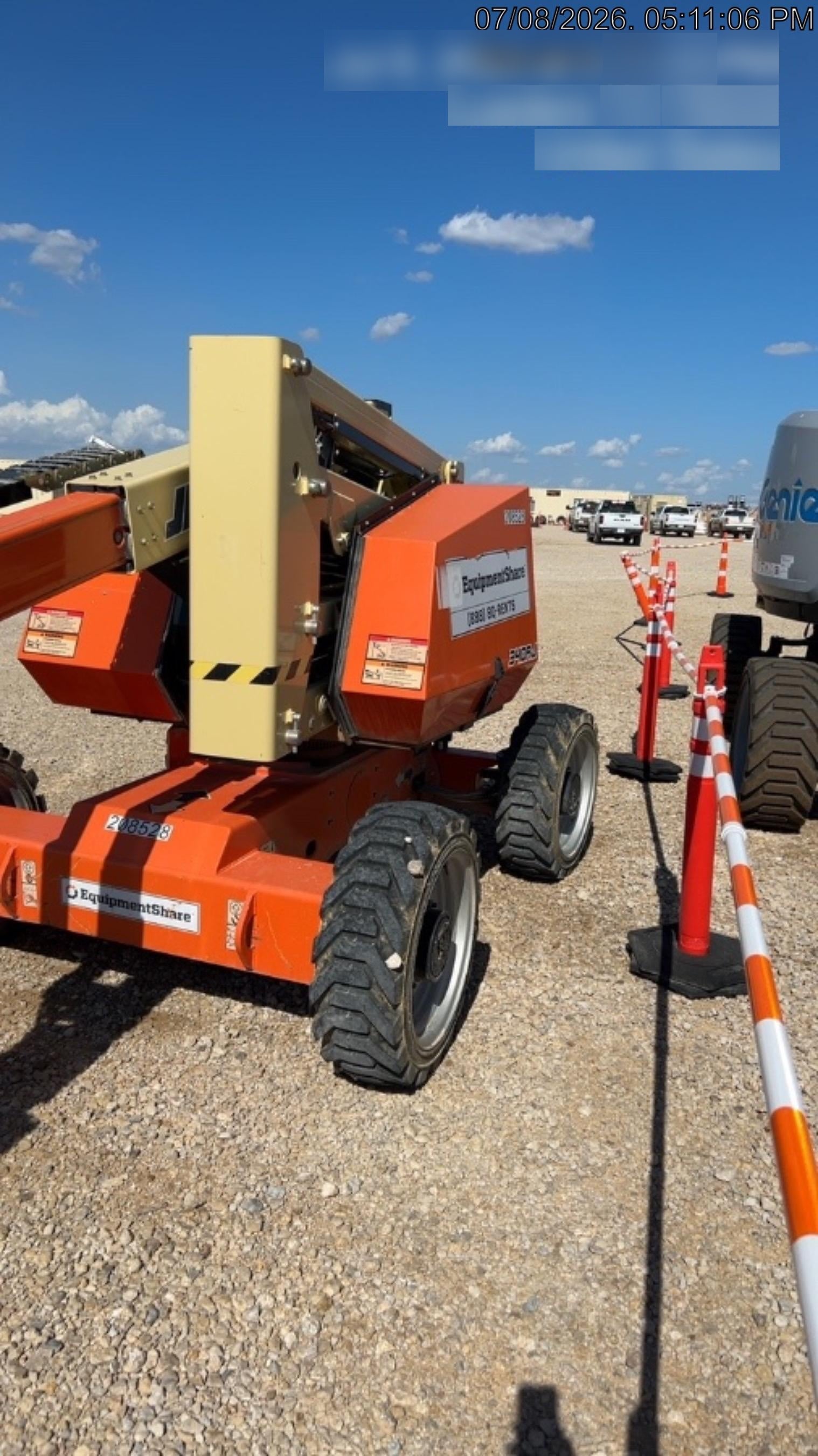 2022 JLG 340AJ