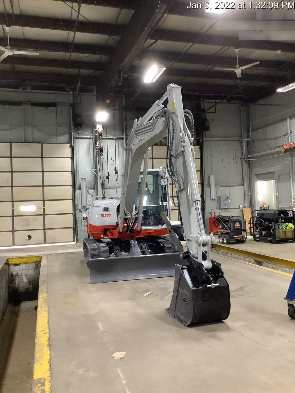 2022 TAKEUCHI TB290C