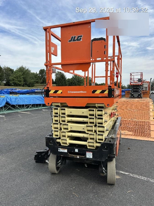2022 JLG R4045