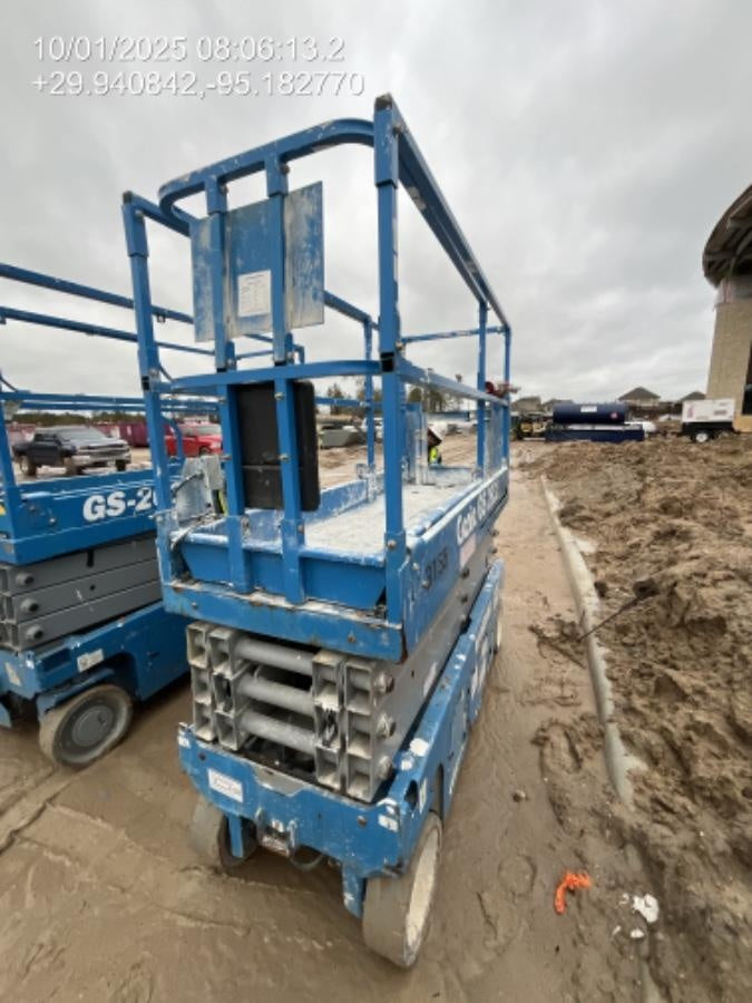 2017 Genie GS-2632 Standard