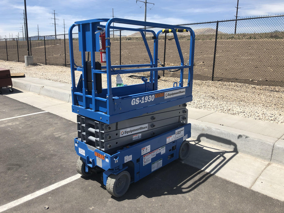 2020 Genie GS-1930 Fixed rails with chain entry gate - Pre A92.20