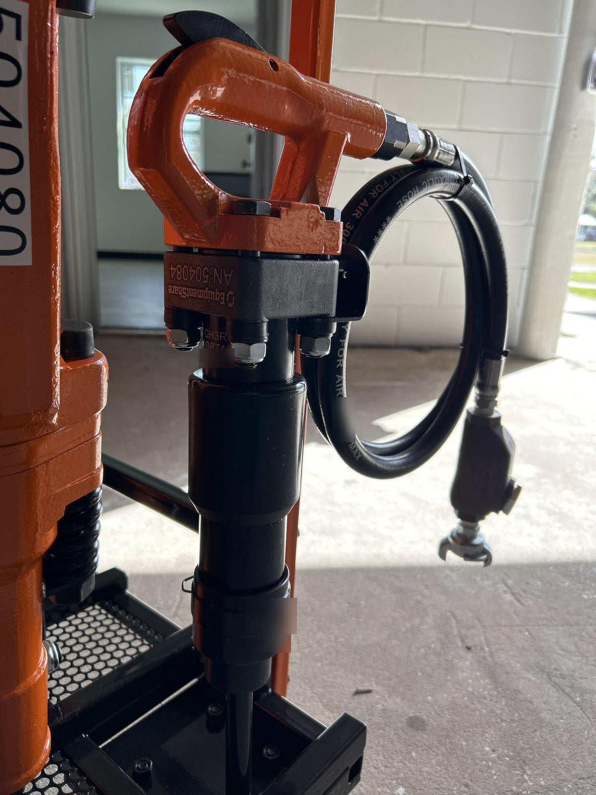 2024 MICHIGAN PNEUMATIC ES-CH3R-TRACKER