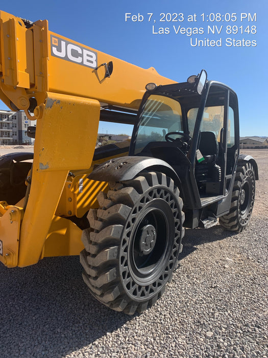 2023 JCB 510-56