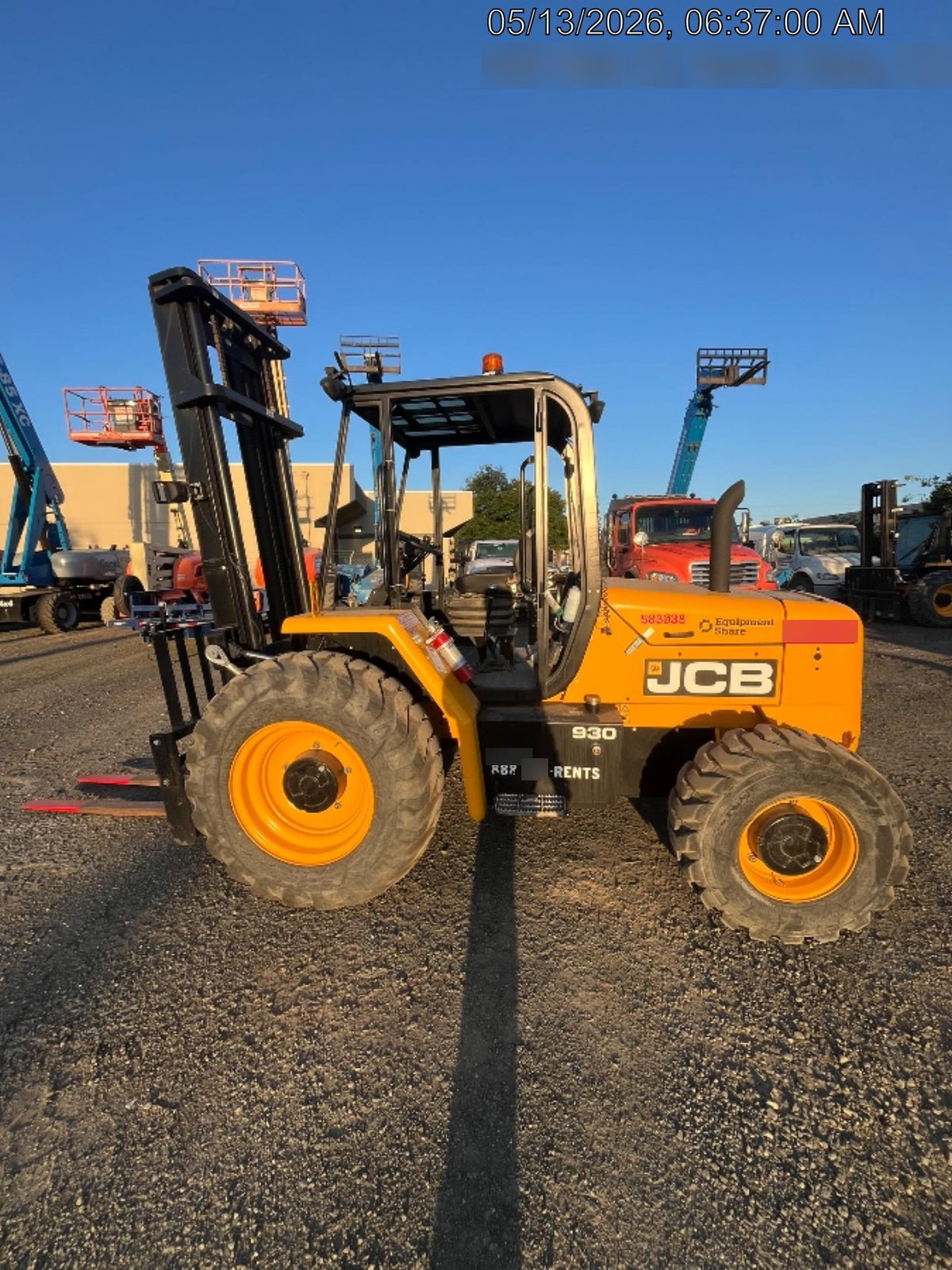 2025 JCB 930-4