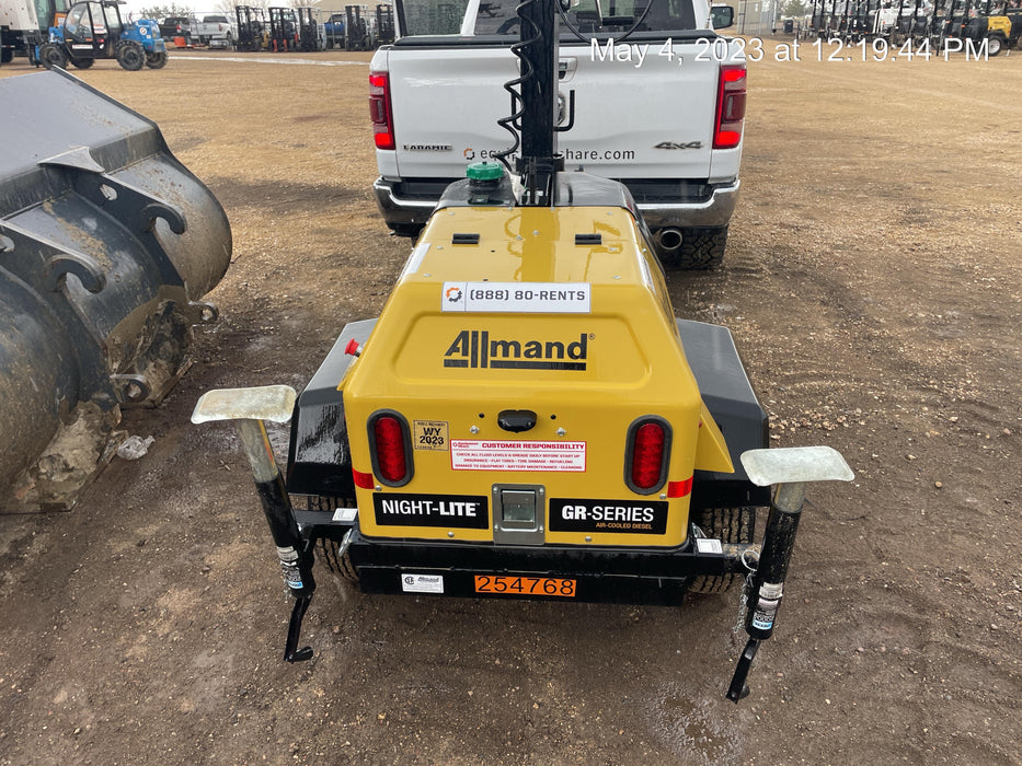 2022 Allmand NLV3GR (4) LED Light Fixture 350W, 23' Vertical Mast, 3kW Prime, Towable, ES Decals, T3