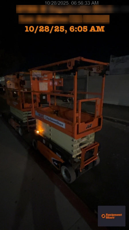 2021 JLG ES1932