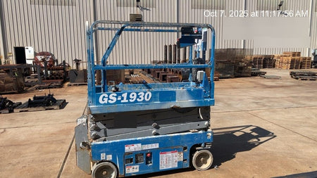 2019 Genie GS-1930 Fixed Rails with Chain Entry
