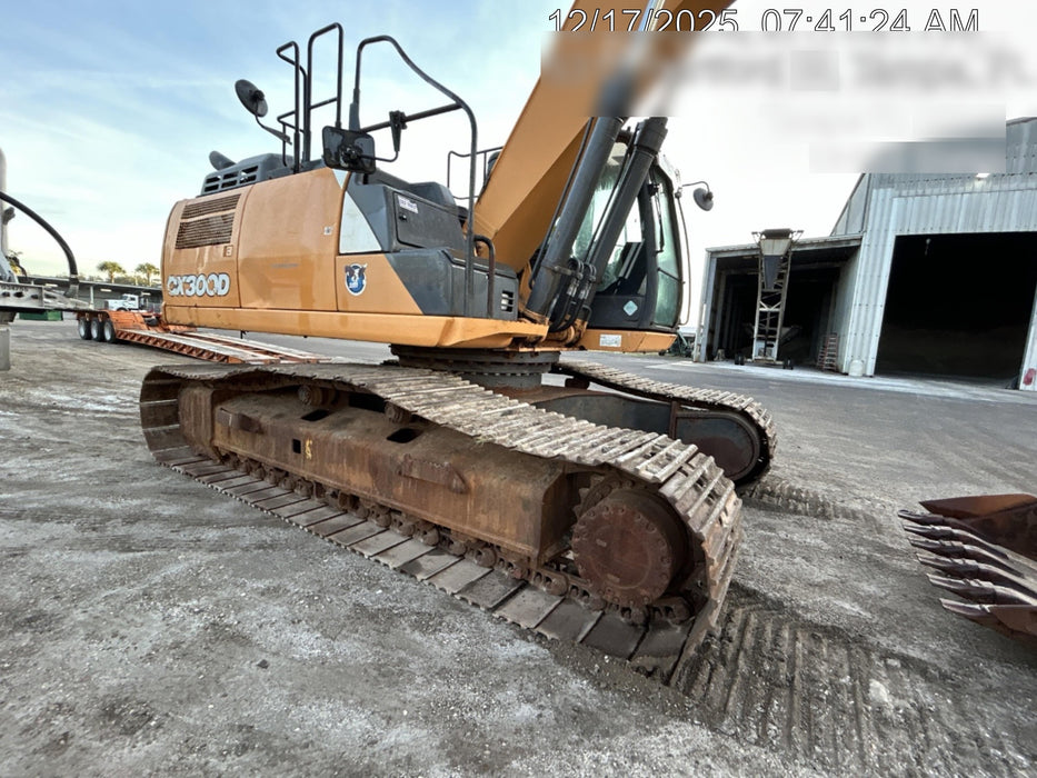 2016 Case CX300D CAB A/C, 12' ARM, STEEL TRACKS, THUMB