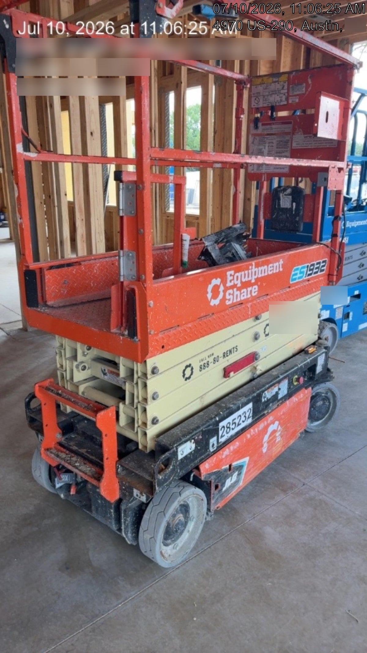 2022 JLG ES1932