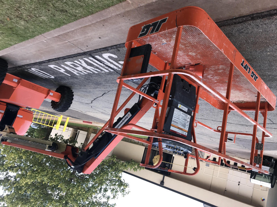 2019 JLG 460SJ