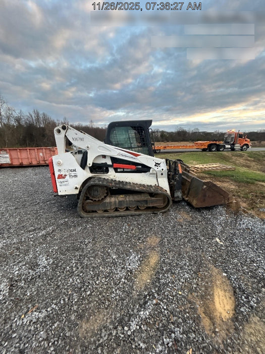 2021 BOBCAT T740
