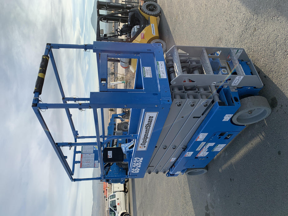 2020 Genie GS-2632 Solid NM Tires, Folding Rails with Half-Height Swing Gate, Beacon, 800W Invertor