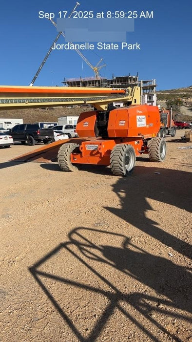 2019 JLG 860SJ