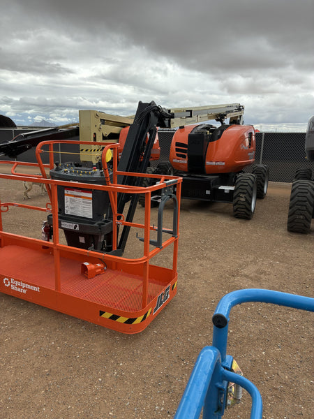 2026 JLG 600AJ