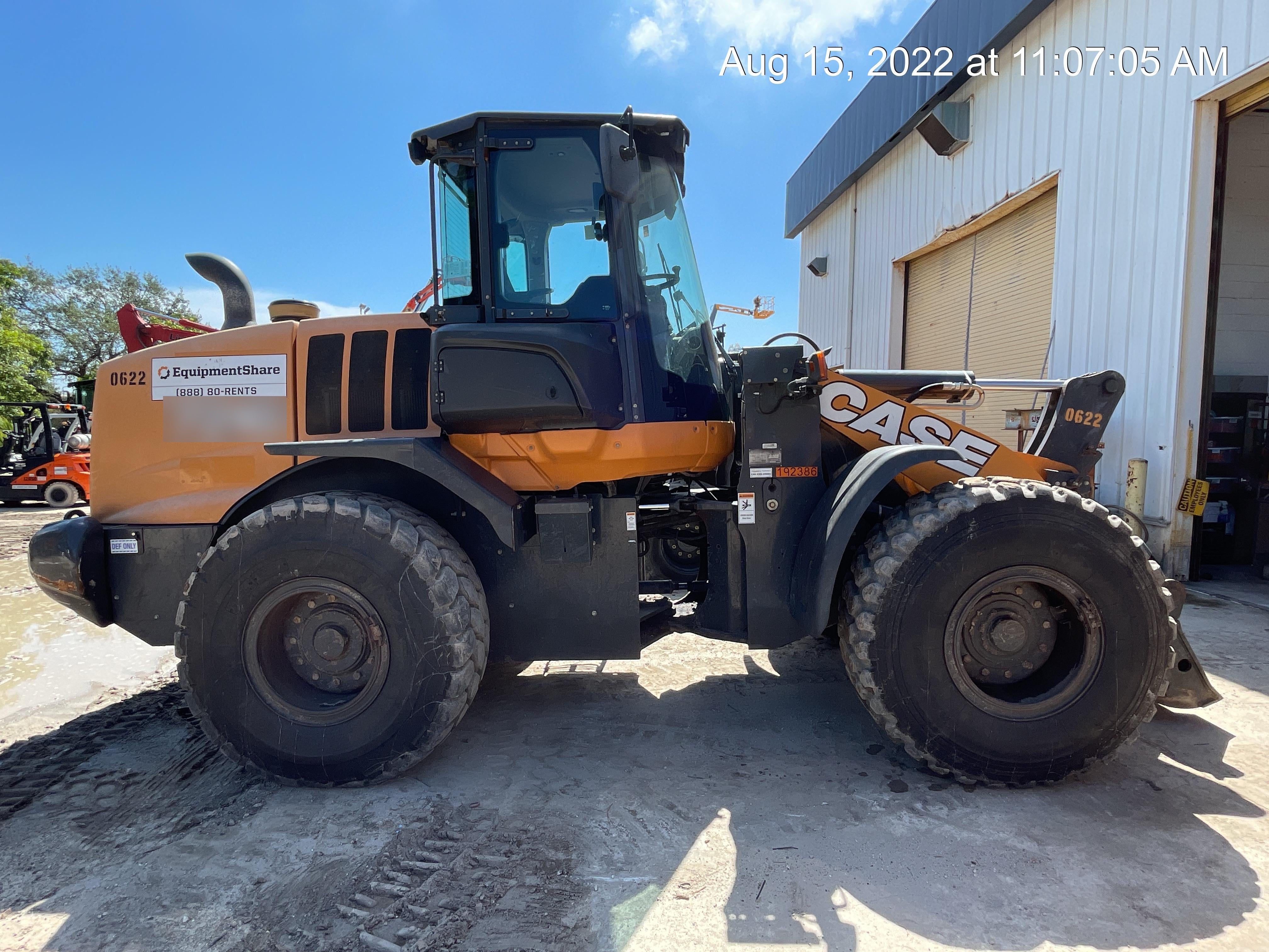 2018 Case 721G CLOSED CAB, JRB 416 STYLE HYD COUPLER